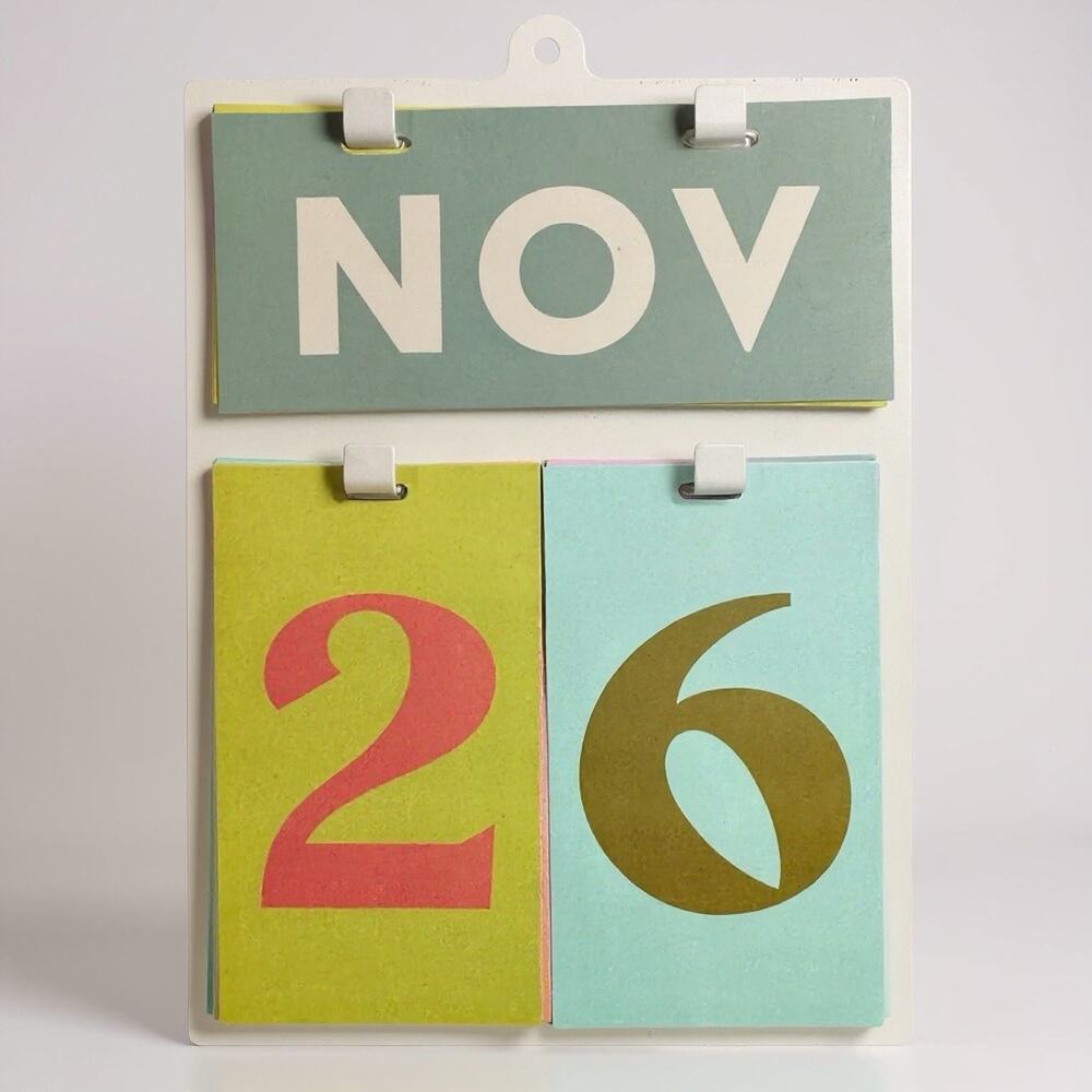 VTG RETRO STYLE Perpetual Calendar Color Block Wall Flip Classroom Home Office